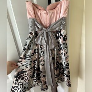Chic Pink and Gray Leopard Print Dress